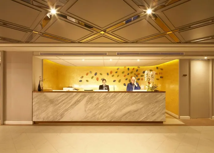 Hotel The Quarter Ploenchit By Uhg
