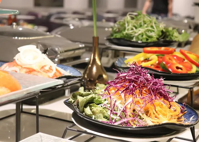 The Quarter Ploenchit By Uhg 4*