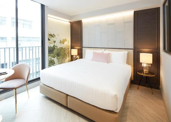The Quarter Ploenchit By Uhg