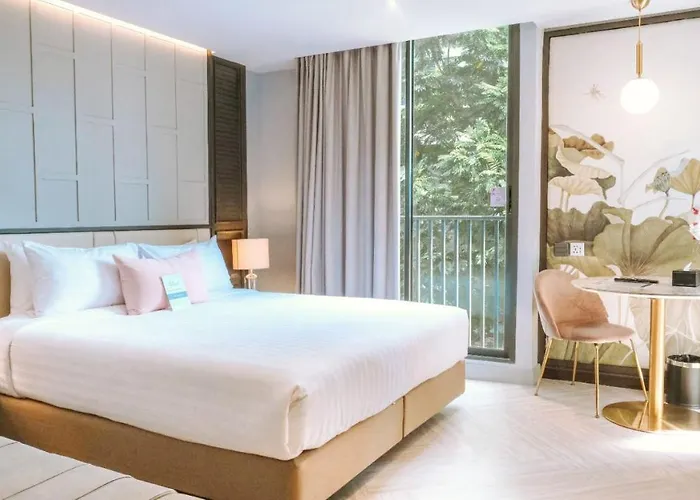 The Quarter Ploenchit By Uhg Hotel