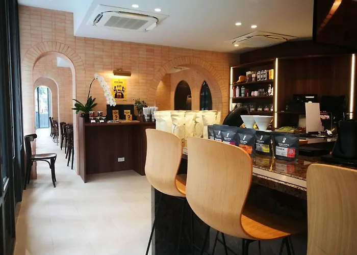 Hotel The Quarter Ploenchit By Uhg