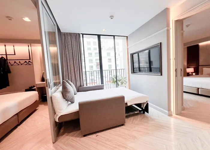 The Quarter Ploenchit By Uhg Hotel Bangkok